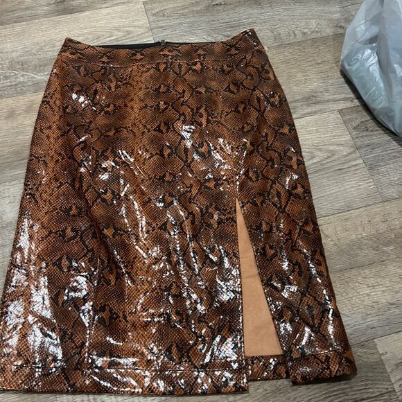 Express x Negin Mirsalehi Snakeskin Leather-like Midi Skirt 10 - Picture 13 of 14